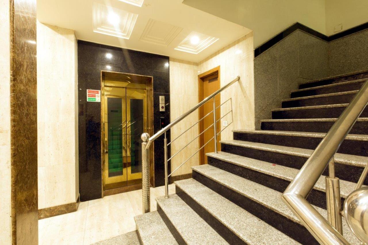 Hotel Viva Palace By Opo Nové Dillí Exteriér fotografie